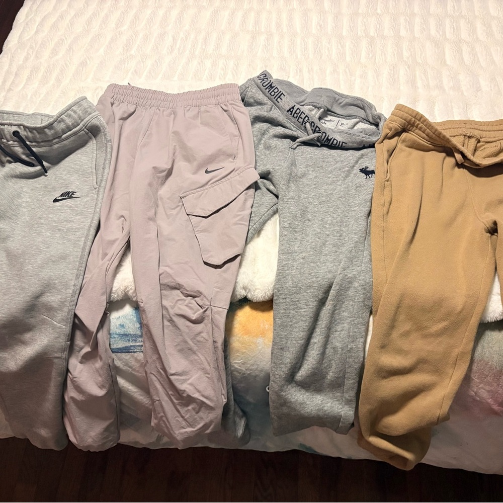 Nike tech and Abercrombie bundle Nike medium , and Abercrombie 10/12 and 13/14